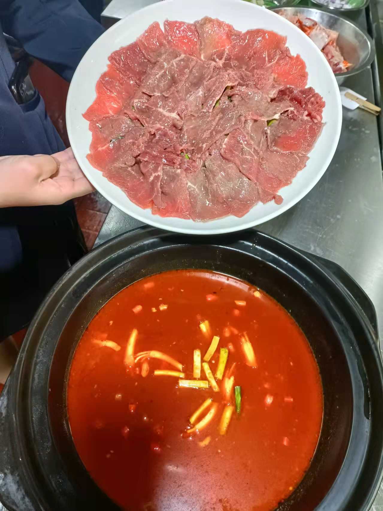 烫锅驴肉.jpg